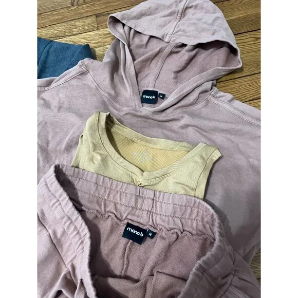 Womens Athletic Clothing Lot 17PCS Size MEDIUM Under Armour Nike Adidas & MORE - Picture 14 of 14